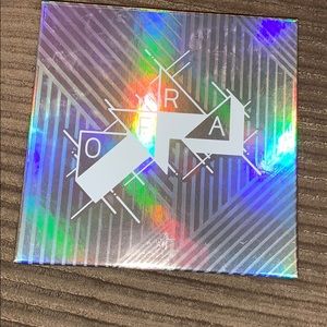 OFRA GLITCH PALETTE